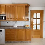 Spacious 3br With Pool, Parking Near *