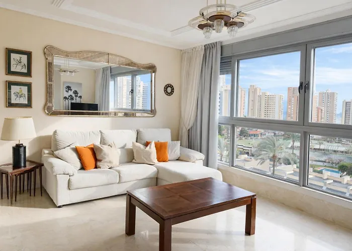 Spacious 3br With Pool, Parking Near Apartmán Benidorm